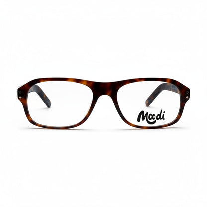 Gafas Moodi rectangulares unisex de acetato carey marrón y dorado con logo en la lente derecha.